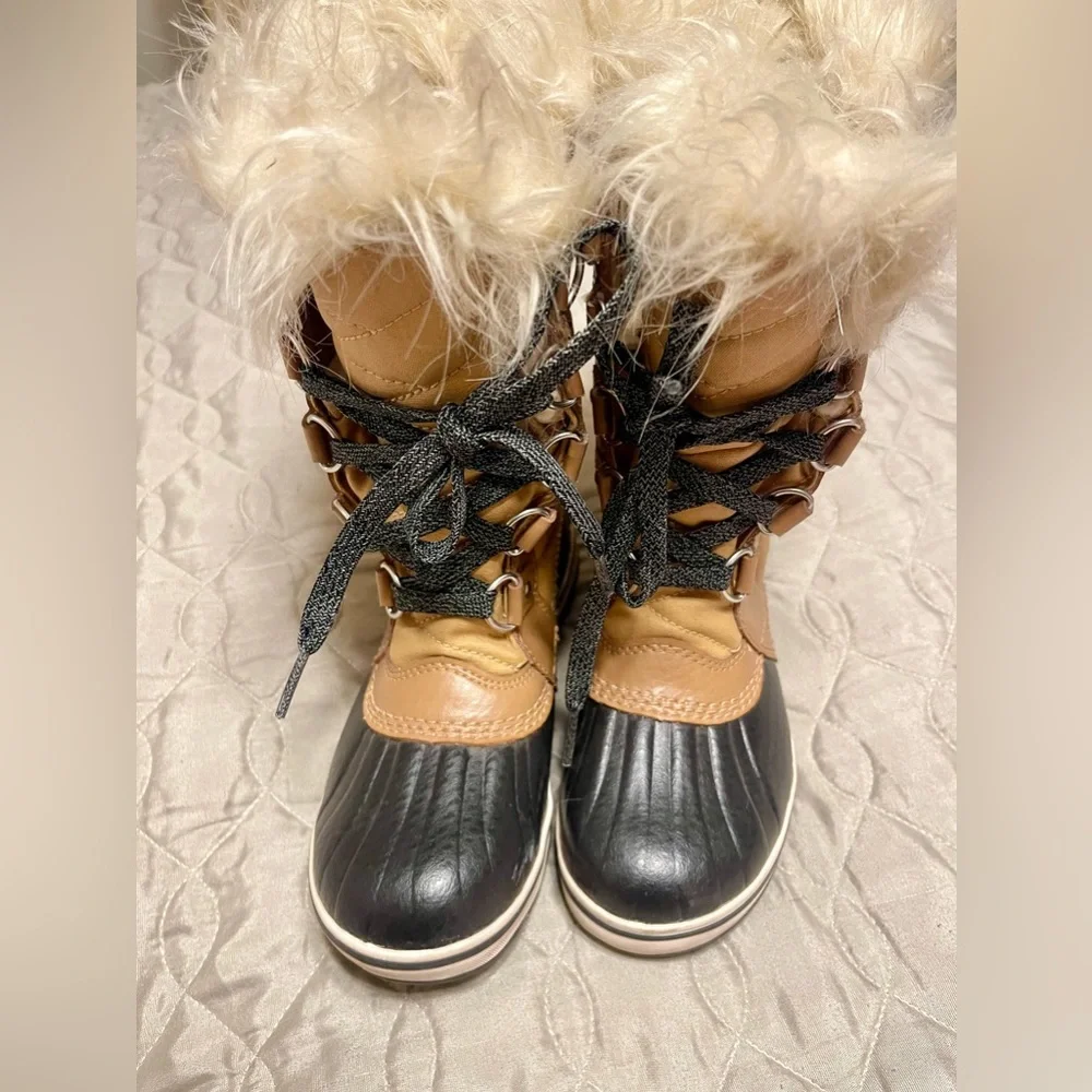 Sorel Kids Tan Brown Black Faux-Fur Lace-Up Winter Boots
